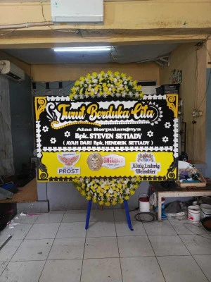 Papan Bunga di Pinggir Karanggede